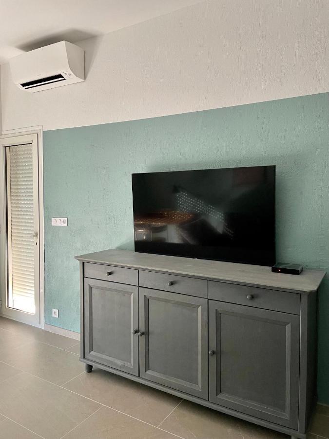 Air-Conditioned Apartment With Garage Near The Sea Nice Exterior photo